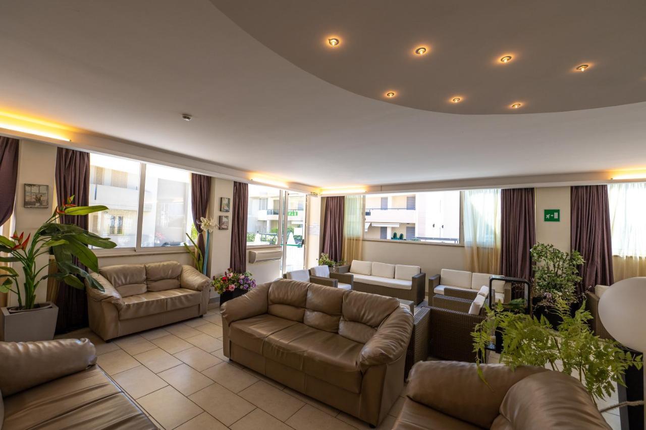 Di Matteo Hotel Roseto degli Abruzzi Kültér fotó