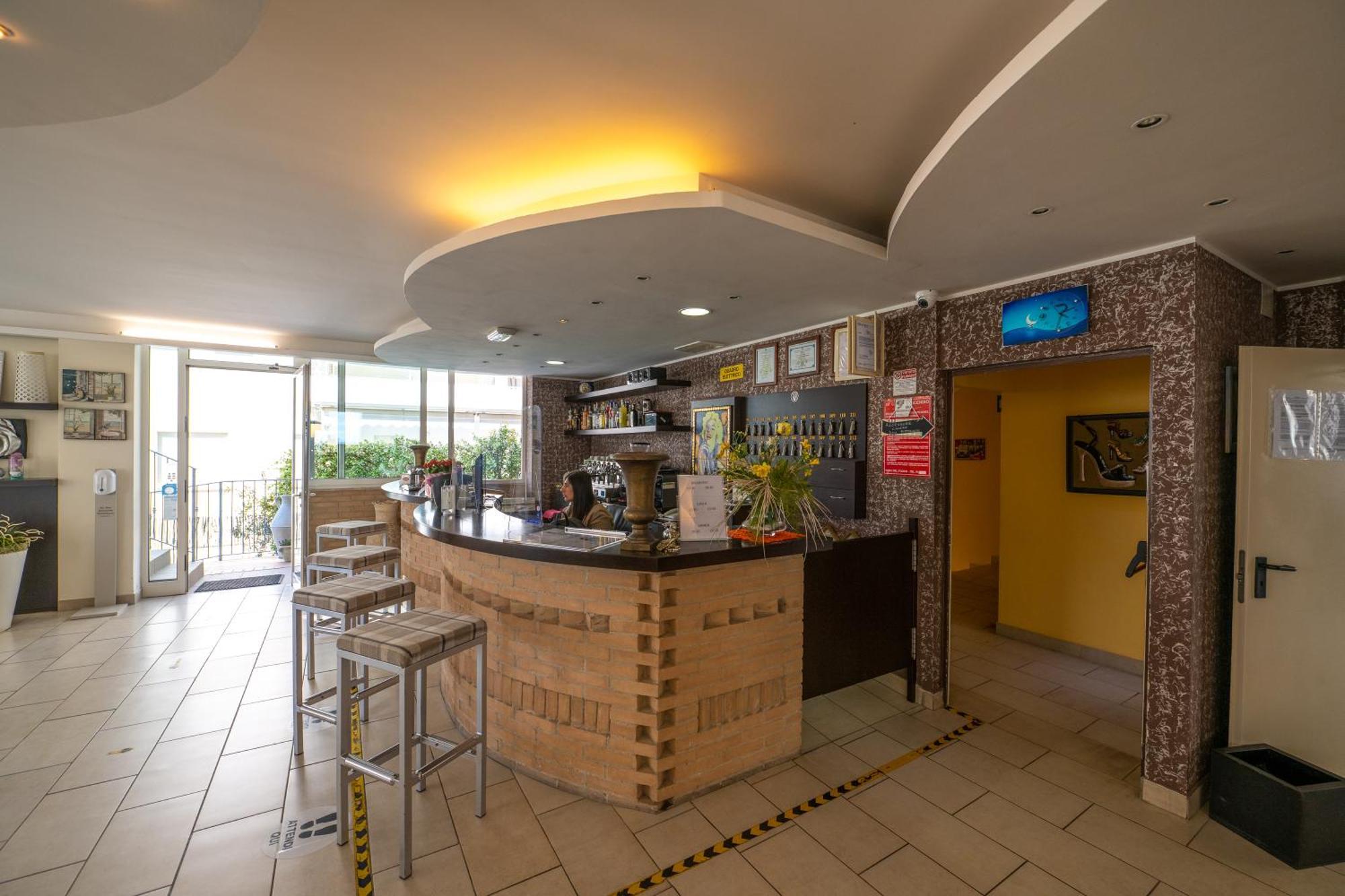 Di Matteo Hotel Roseto degli Abruzzi Kültér fotó