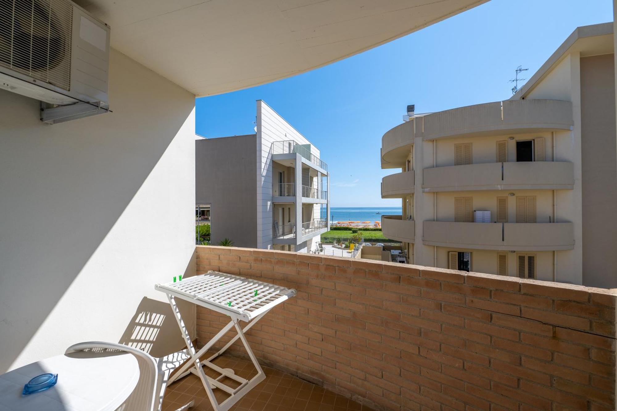Di Matteo Hotel Roseto degli Abruzzi Kültér fotó